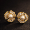 Pavira Originals – Pearl Bloom Stud Earrings